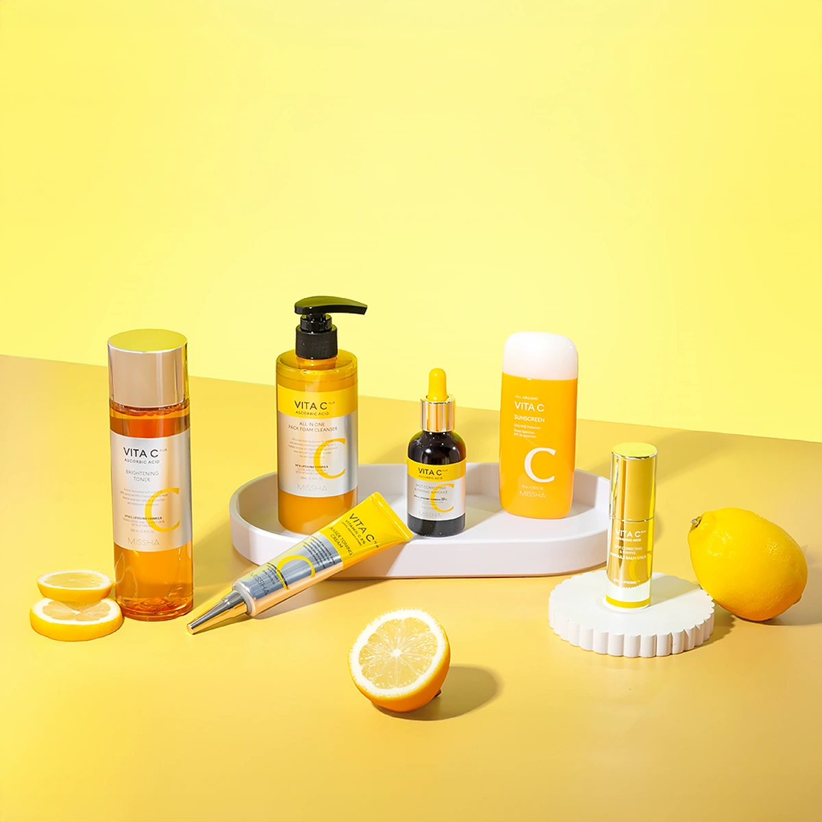 Vita C Brightening K Beauty Skincare Routine Kit by Missha