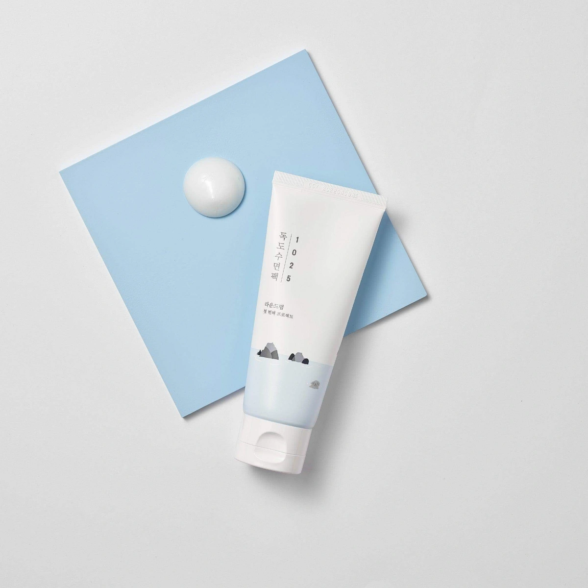 1025 Dokdo Sleeping Pack by Round Lab