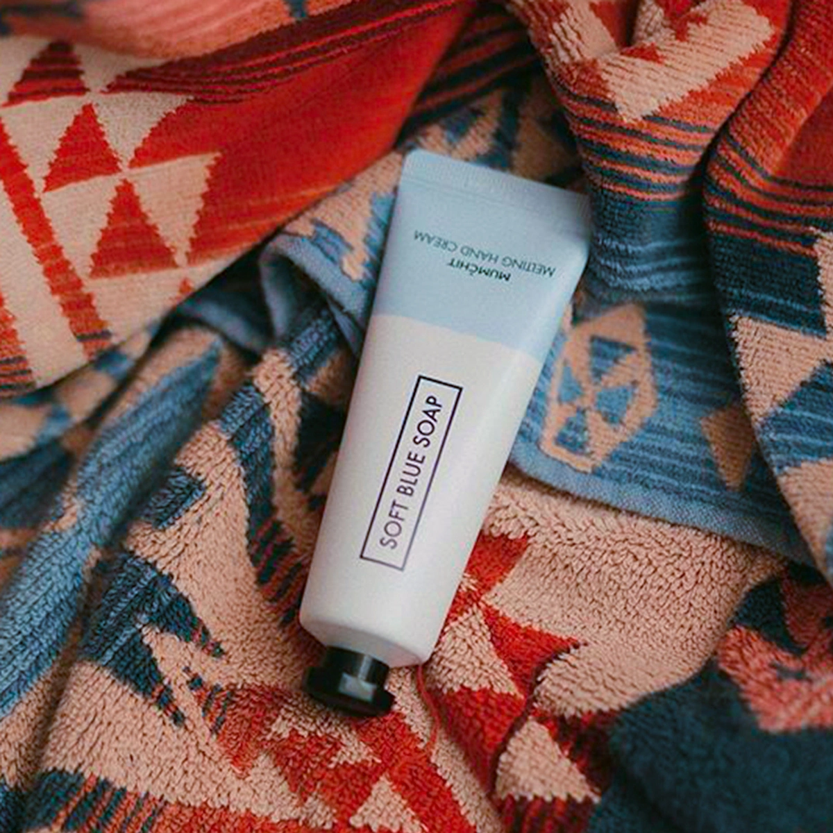 Mumchit Melting Hand Cream by MUMCHIT