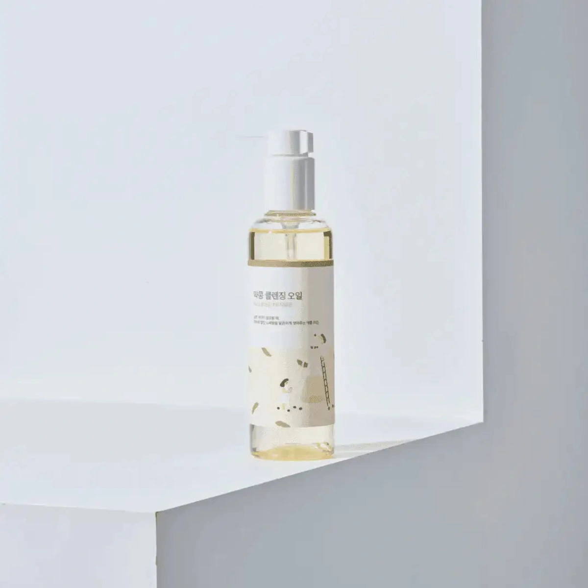 Soybean Nourishing Cleansing Oil by Round Lab