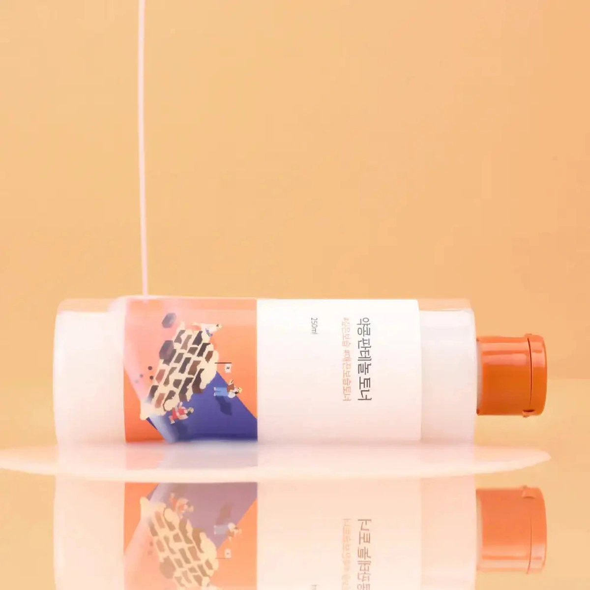 Soybean Panthenol Toner by Round Lab
