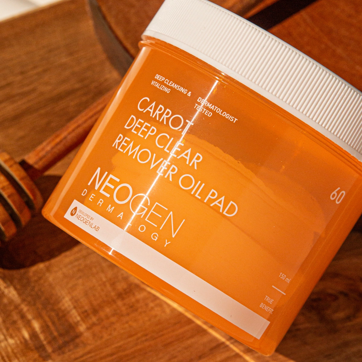 Neogen Dermalogy Carrot Deep Clear Remover Oil Pad 60 Sheets by Neogen